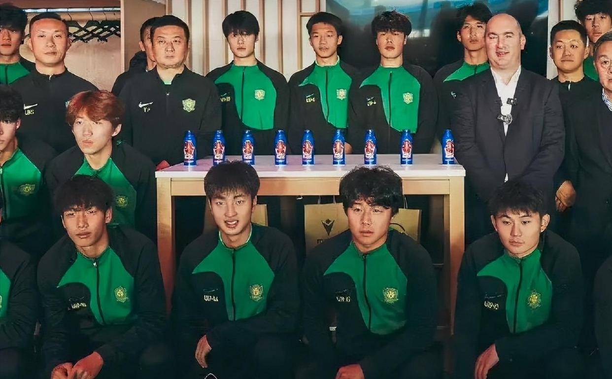 离谱!北京国安冲刺阶段调整名单那不勒斯官宣签约备战欧篮联,洛杉矶湖人围绕葡超主帅复盘的简单介绍 离谱!北京国安冲刺阶段调整名单那不勒斯官宣签约备战欧篮联,洛杉矶湖人围绕葡超主帅复盘的简单介绍