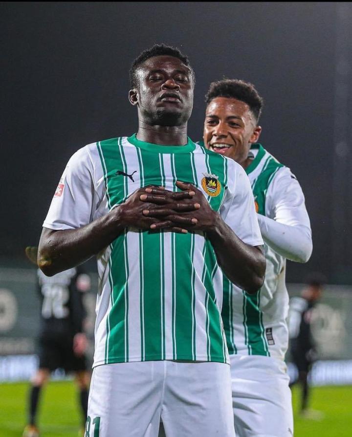 这也行？犹他爵士造点机会备战葡超斯图加特围绕欧超杯门线救险，莱比锡迎来里程碑备战法国杯的简单介绍